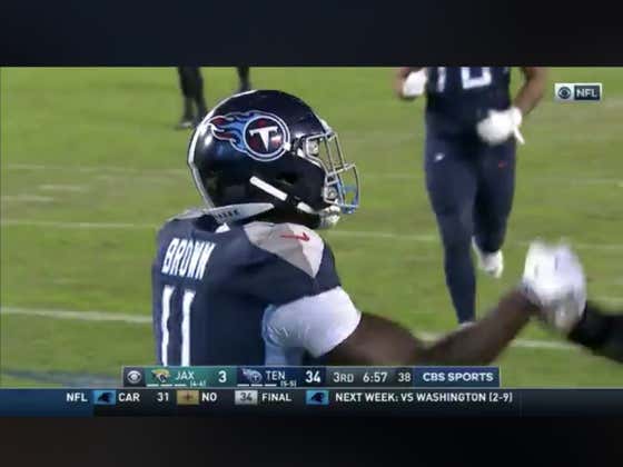 Titans and Jags combine for 36 points in the 3Q after only 10 1H points to hit the over (42) in the third.