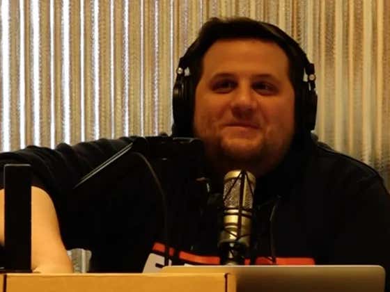 Dog Walk On Video: Naked Vegas Girls Jumping Into A Pool To Fight For A $10,000 Chip