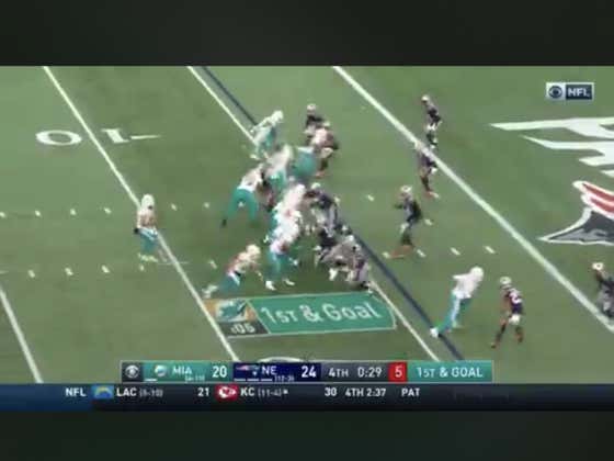 Miami (+900 ML) scores with under 30 seconds to play and take the lead on New England 27-24.