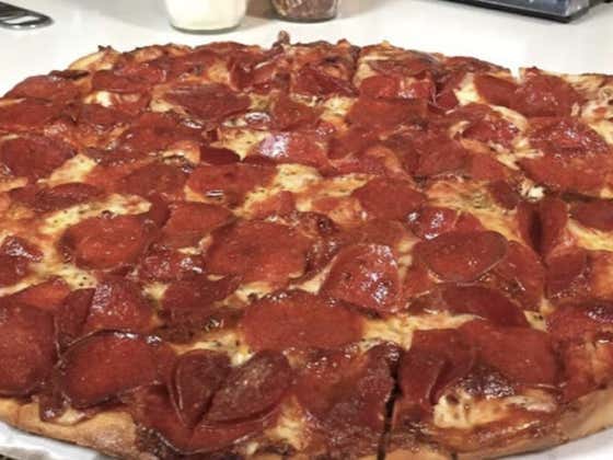 I Got A Major Beef With Carl's Pizza Slice Rankings