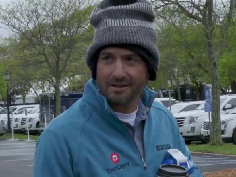 ALERT Kevin Kisner Is Leading The Golf Tournament Barstool Sports