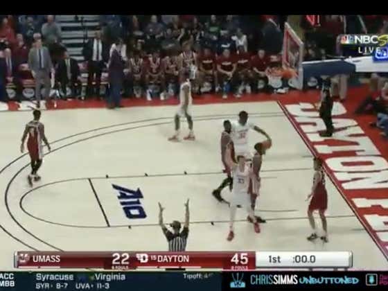 Dayton hits a three as time expires to hit the 1H over (68.5)