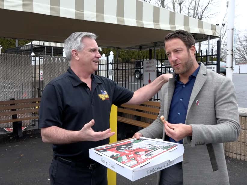 Barstool Pizza Review - Pete & Elda's Bar / Carmen's Pizzeria (Neptune City, NJ)